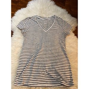 Mossimo - Black & Cream V-Neck T-Shirt